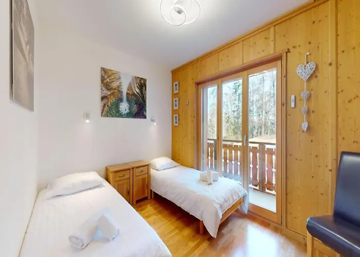 Centrally-located For 6 Lägenhet Veysonnaz