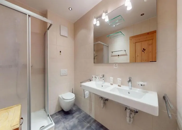 Lägenhet Centrally-located For 6