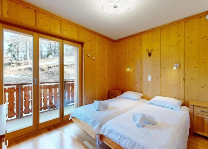 Centrally-located For 6 * Veysonnaz