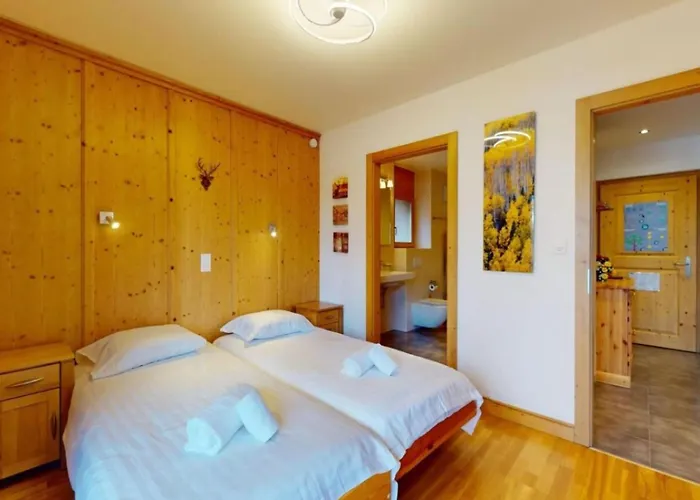 Lägenhet Centrally-located For 6