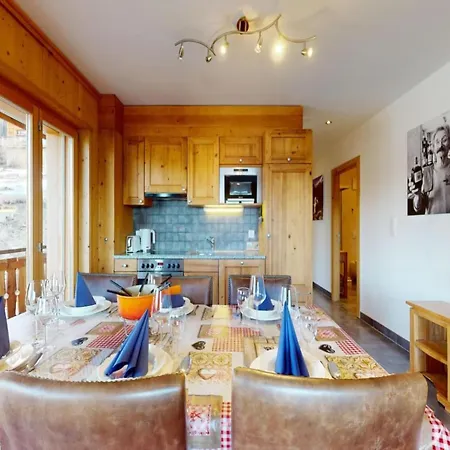 شقة Centrally-located For 6 *